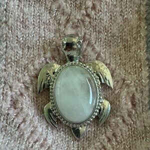 Silver tone clear quartz Turtle Pendant 1.5” $18
